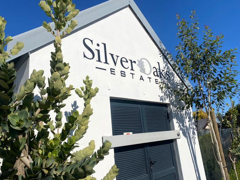 3 Bedroom Property for Sale in Silver Oaks Western Cape